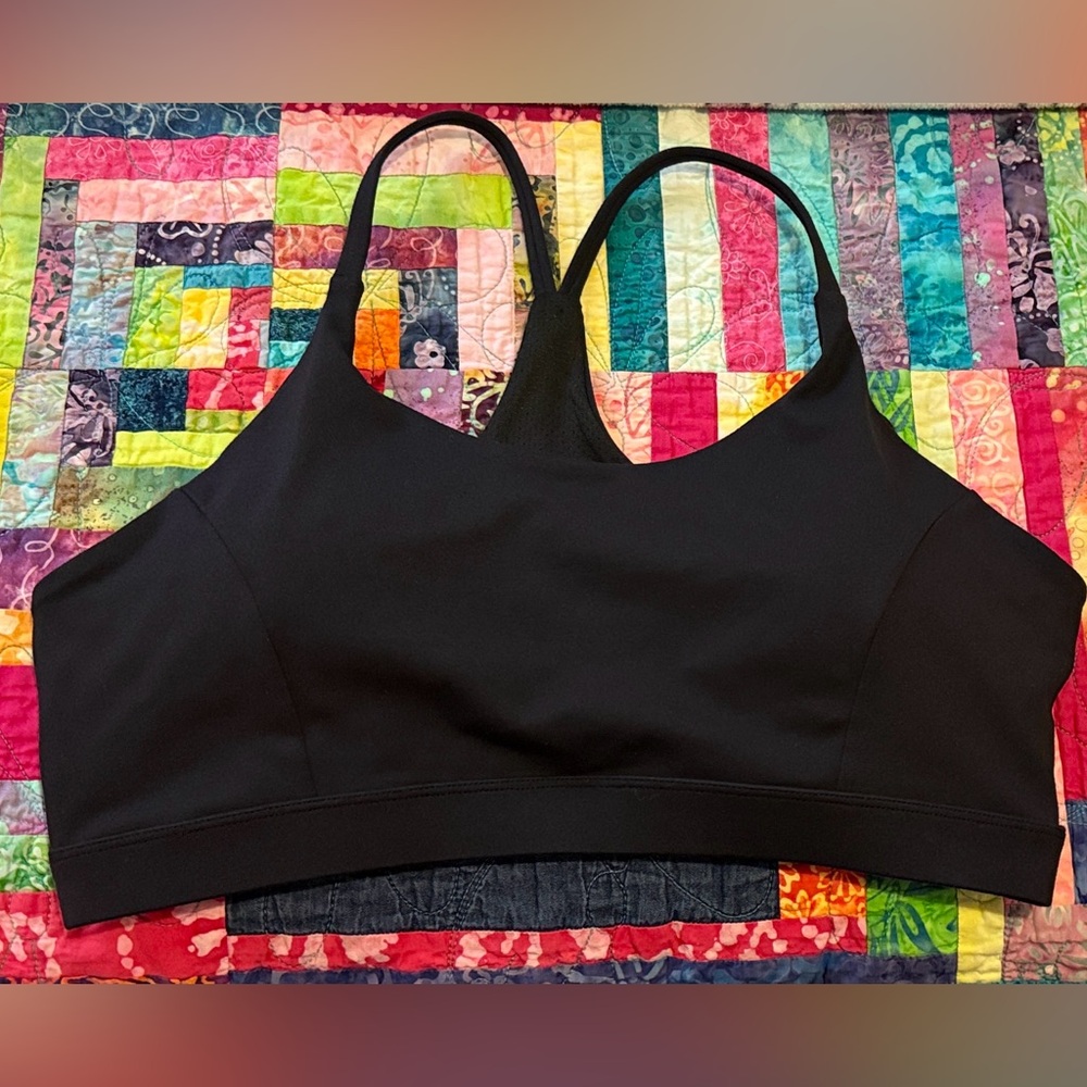 Like New - Women's Strappy Sports Bra